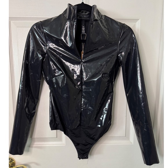 SKIMS Stretch Vinyl Lom Sleeve Zip Front Bodysuit *Size Small - Picture 2 of 7